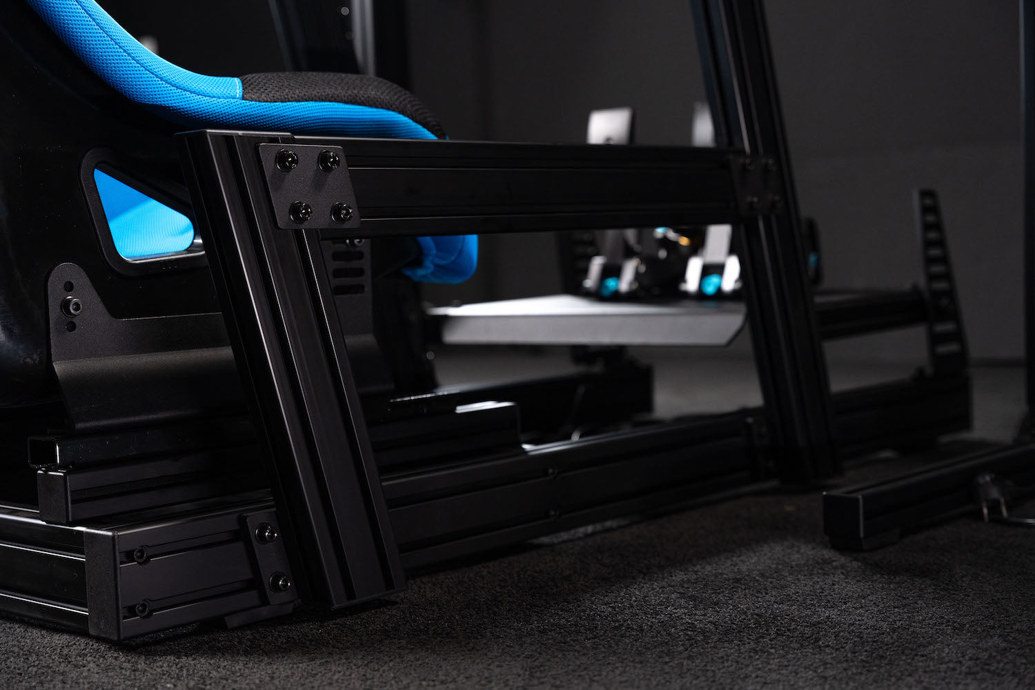 The GT1 PRO side mount for mounting various accessories